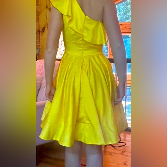 MacDuggal Yellow Ruffle Cocktail - Picture 2 of 2